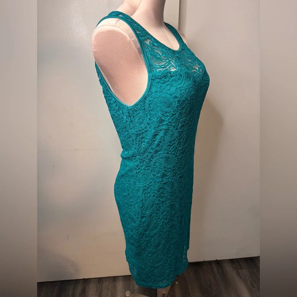 Suzy Shier Turquoise Lace Dress - Picture 3 of 5